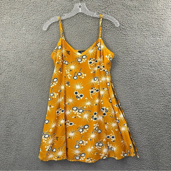 Modcloth Dresses & Skirts - Modcloth On Cloud Nineties Shift Dress Floral Yellow Women's‎ Small